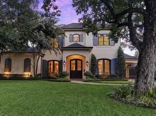 7907 Meadow Lake Ln, Houston, TX 77063