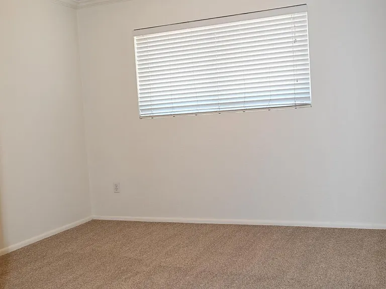 3626 N 80th Pl — Photo 10