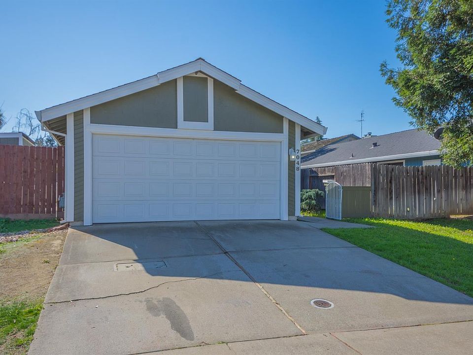 2nd image of 7048 Plume Way