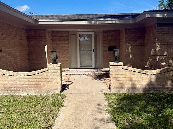 2nd image of 1093 Ash Ln
