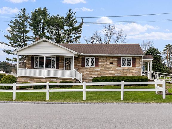 3rd image of 112 Grandview Rd