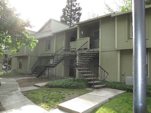1st image of 720 Sunrise Ave APT 52