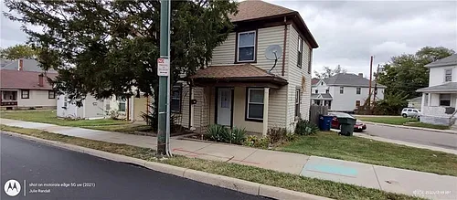 2132 Wayne Ave Photo 1