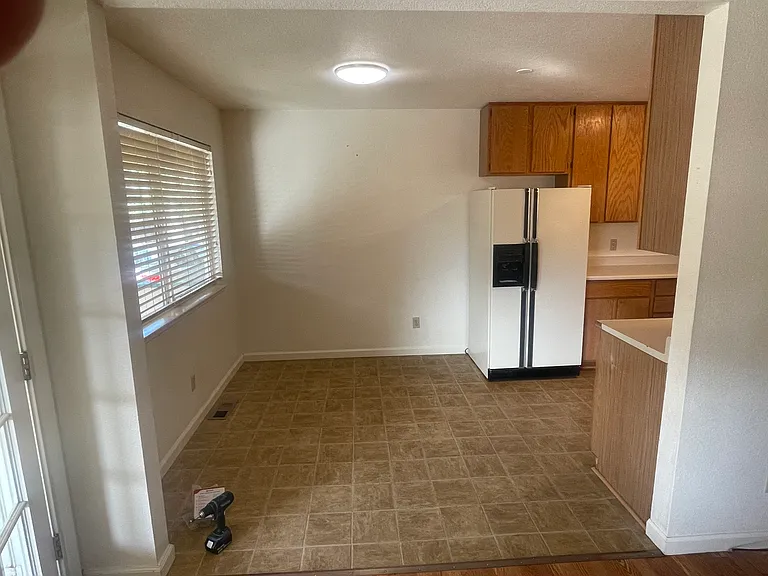 1412 Slater St — Photo 8
