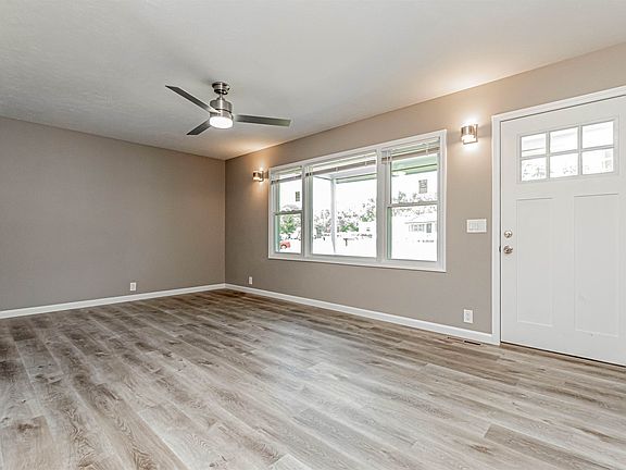 3rd image of 1337 Fogarty Dr