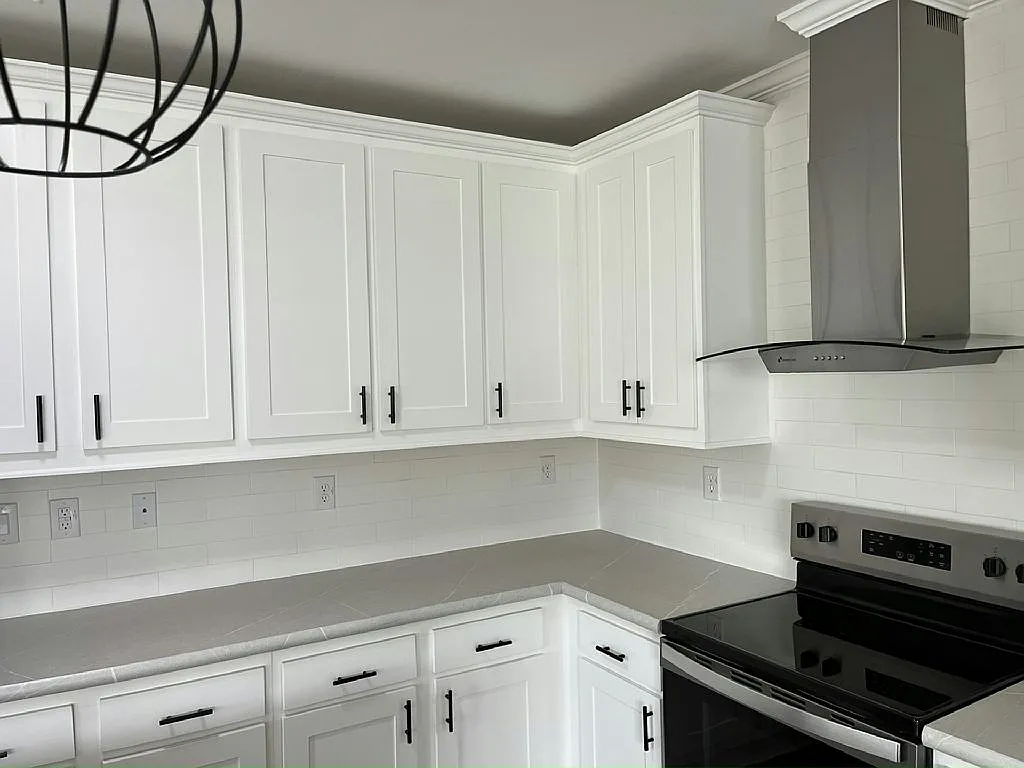 2 bed, 2.0 bath, 1669 sqft, $1,895 — Photo 3