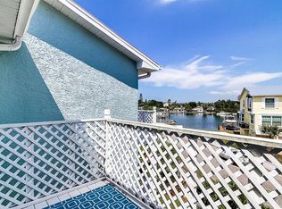 526 Garland Cir, Indian Rocks Beach, FL 33785