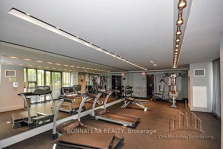 1638 Bloor St W #609 — Photo 12