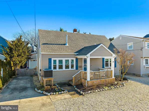 1112 N Central Ave, Surf City, NJ 08008