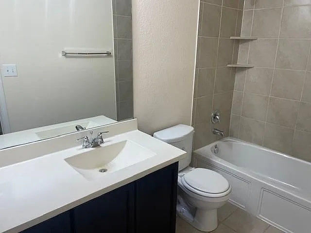 10201 Gertrudis Loop — Photo 20