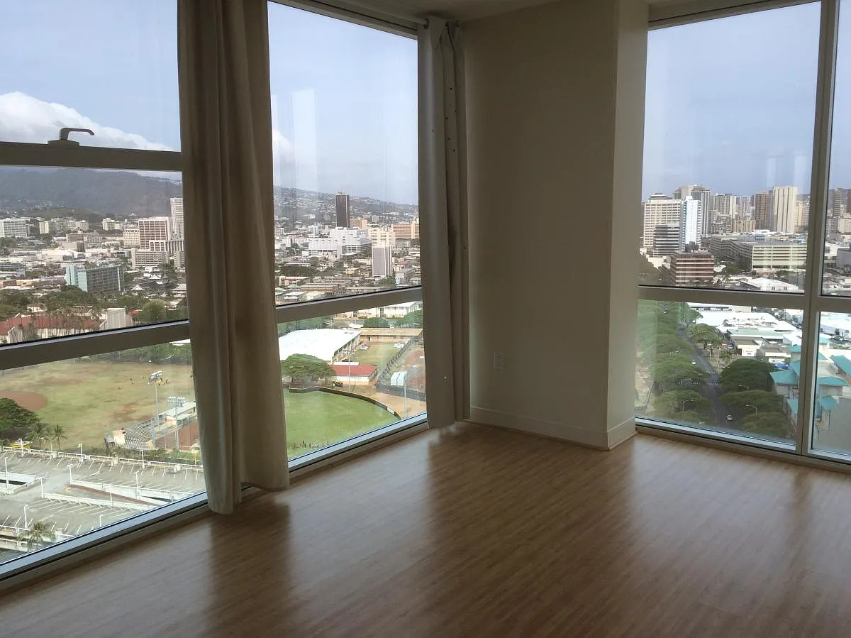 2 bed, 978 sqft, $3,100 — Photo 2