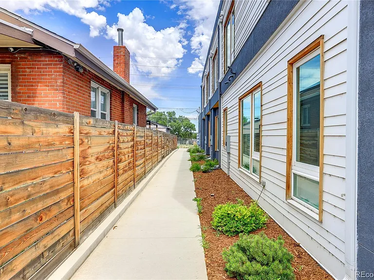 3832 Jason St #5 — Photo 12