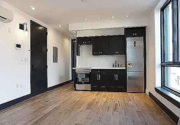 3rd image of 207 Central Ave #2B