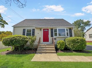 92 Woodlawn Rd, Phillipsburg, NJ 08865