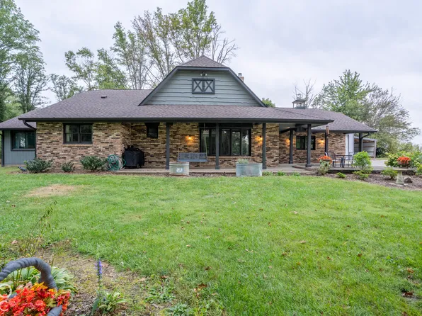 1744 W 1000 N, Fountaintown, IN 46130