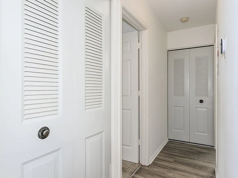 Southfield Apartments — Photo 19