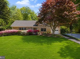 7616 Carteret Rd, Bethesda, MD 20817