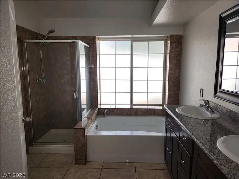 6556 Bradford Ln — Photo 29