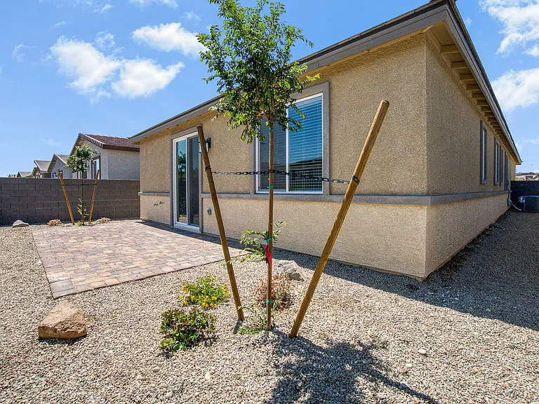 9770 Redwood Cascade St — Photo 28