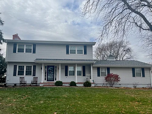 3204 S 117th St Photo 1