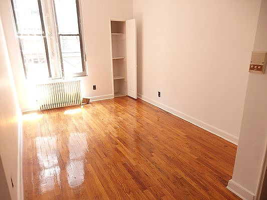 1st image of 860 9th Ave APT 5RN