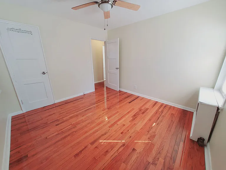 1068 E Main St #3 — Photo 7