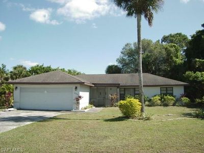 620 Robert Ave, Lehigh Acres, FL, 33936