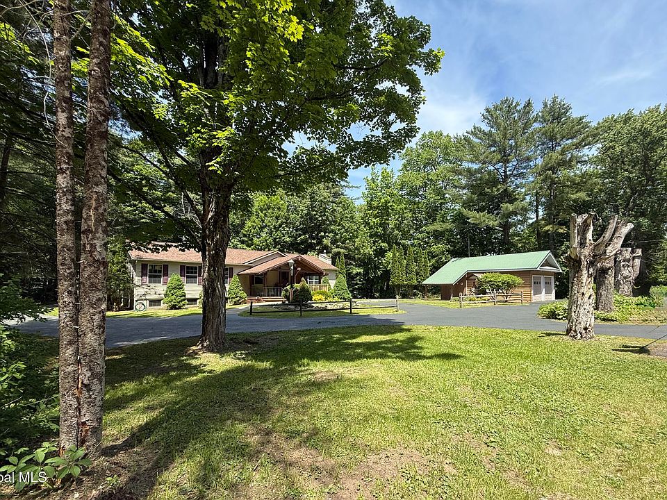 1st image of 371 Lakeview Road