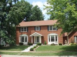 1103 Lering Dr, Ballwin, MO 63011