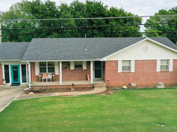 206 N 4th St, Davis, OK 73030