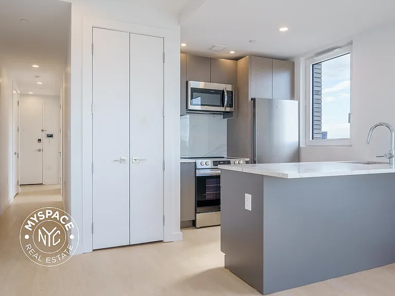 1499 Bedford Ave #2B — Photo 7