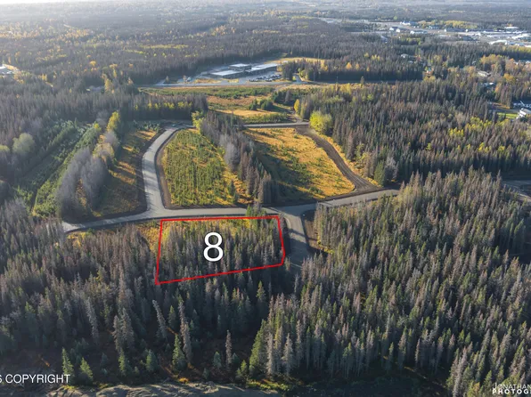 L8 Truly Cir, Soldotna, AK 99669