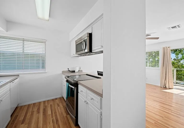 342 Lands End St — Photo 12