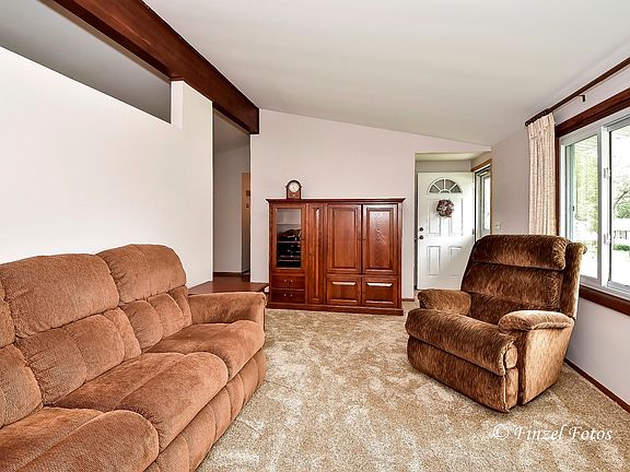 3rd image of 290 E Kimball Ave