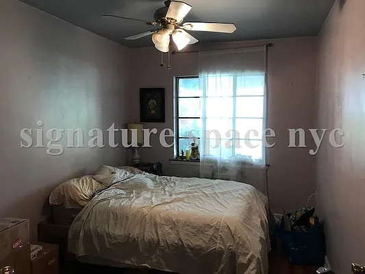 Rented by Signature Spaces NYC Corp | media 11