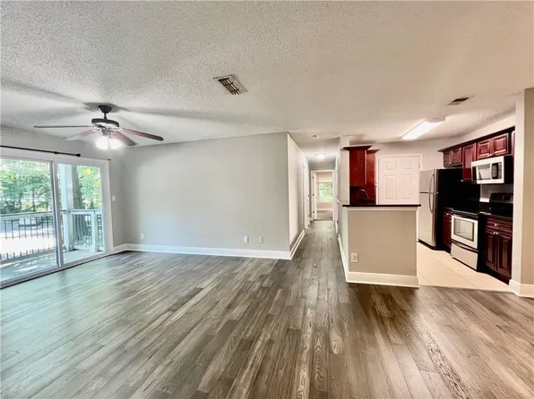 7101 Santa Fe Pkwy, Sandy Springs, GA 30350