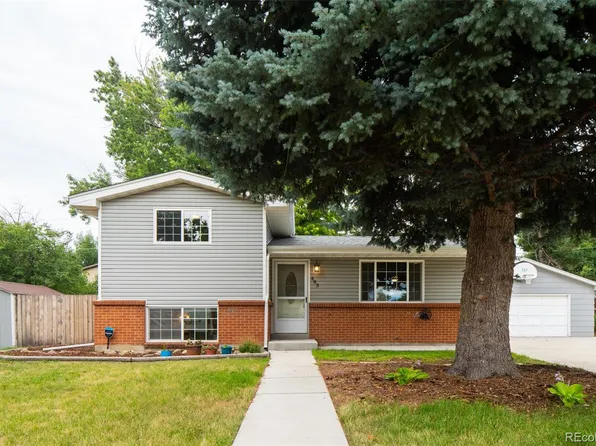 483 S Robb Way, Lakewood, CO 80226