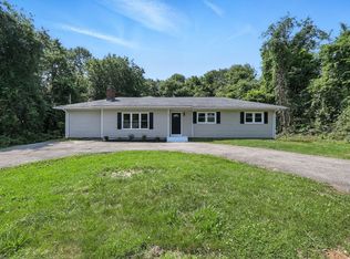 31 Highland Ln, West Springfield, MA 01089
