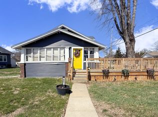 621 24th Ave, Moline, IL 61265