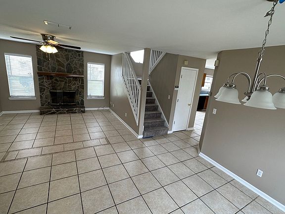 4th image of 12331 Sondra Cove Ct