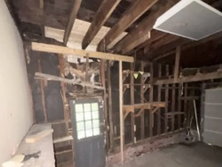 7709 Castleton Pl — Photo 36