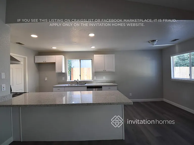 1247 Crescendo Dr — Photo 9