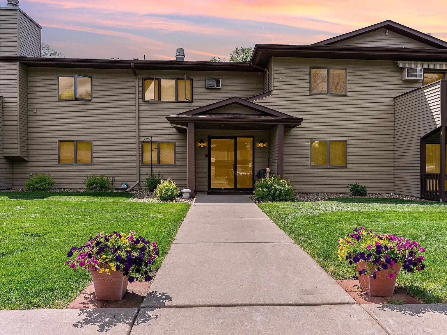 1825 Perlich Ave APT 207, Red Wing, MN 55066 MLS 6542554 Zillow