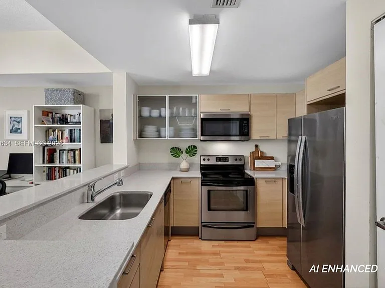 350 NE 24th St #609 — Photo 14