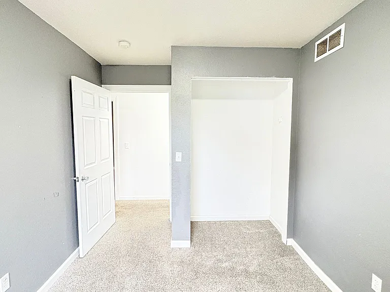 310 Whittemore St — Photo 17