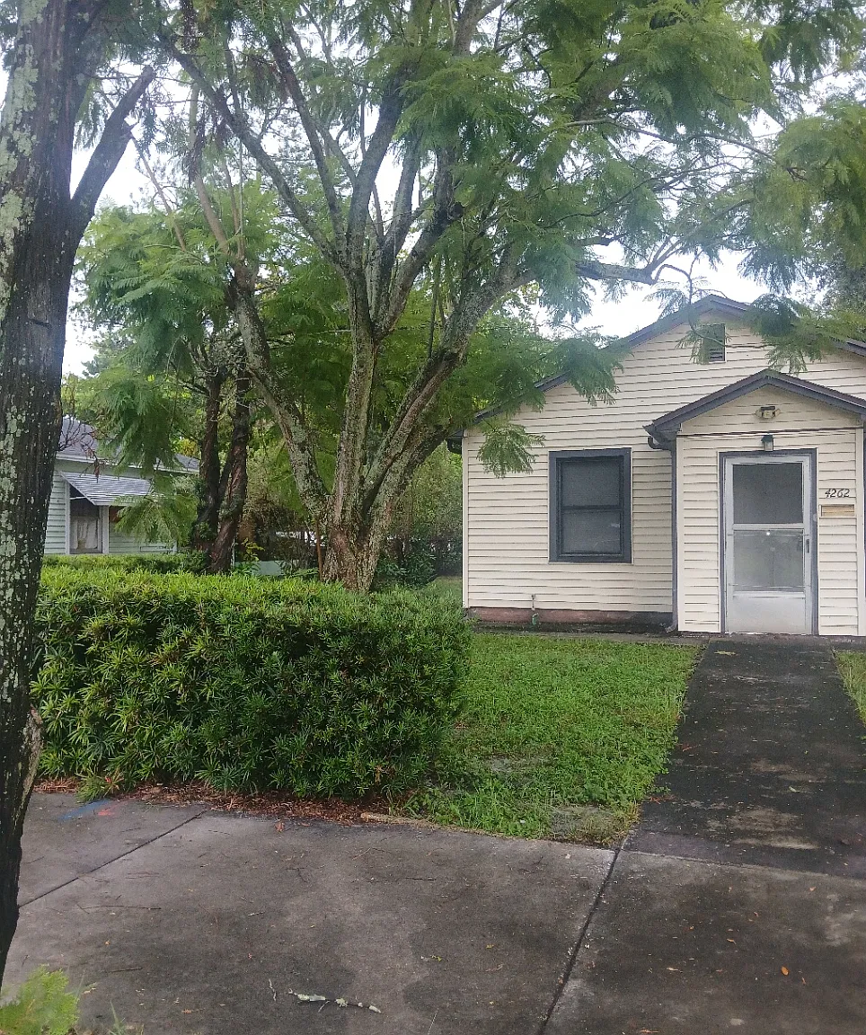 3/2 North St. Pete. w/Garage — Photo 3