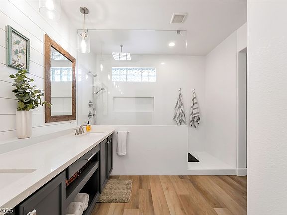 5th image of 10369 Borah Park Cir