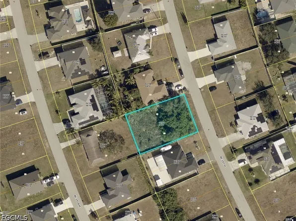 456 NE 1st Pl, Cape Coral, FL 33909