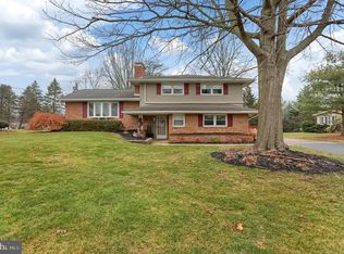 441 Springlake Rd, Harrisburg, PA 17112