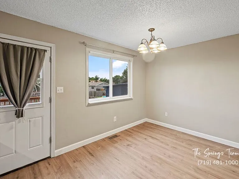 4953 Cita Dr — Photo 10